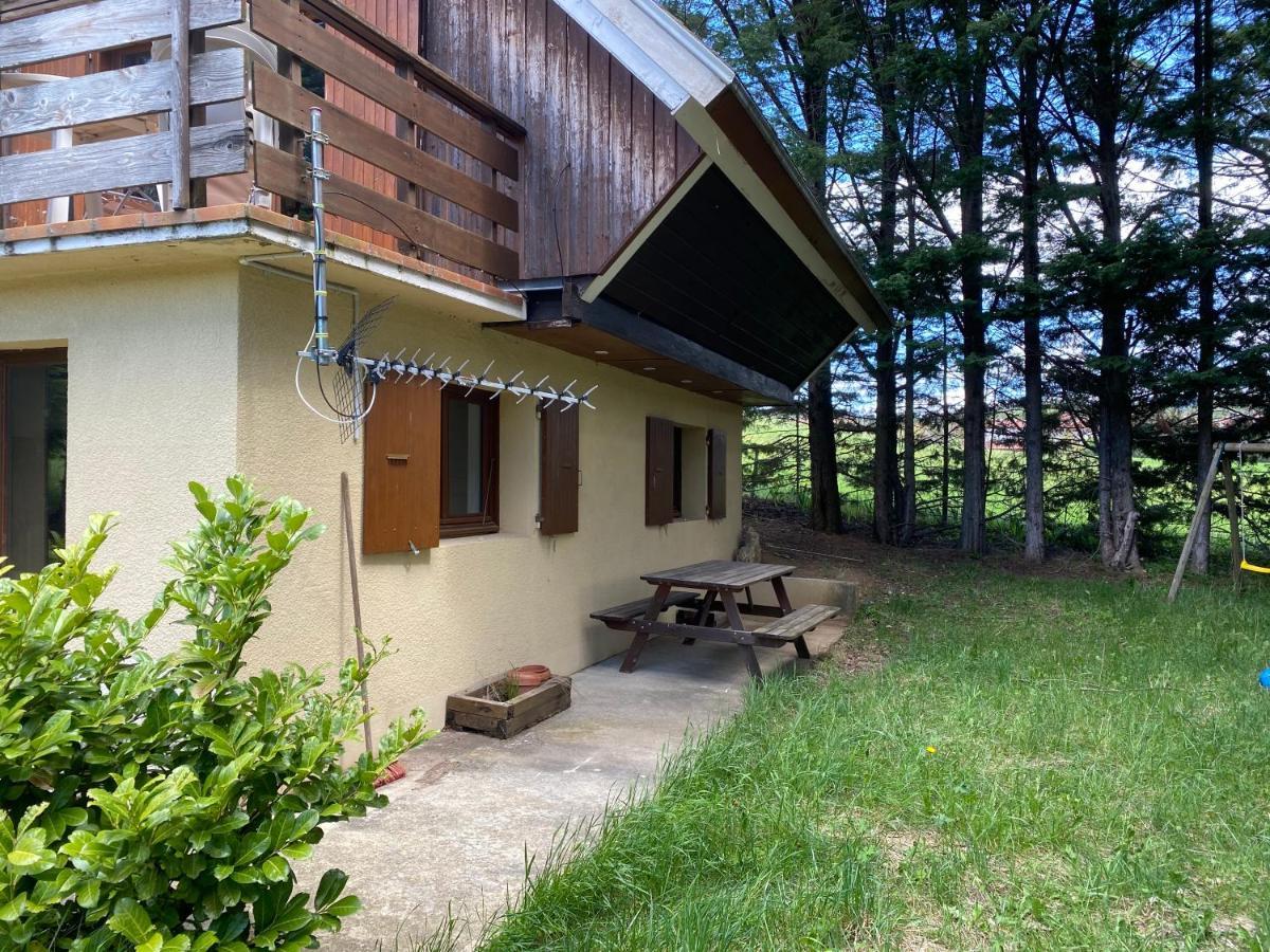 Appartement Dans Le Chalet La Chapelle-en-Vercors Exterior foto